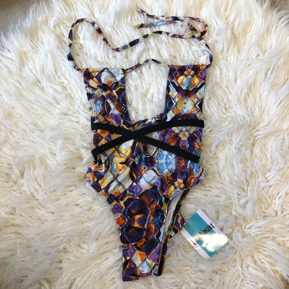 Lila Nikole | One piece swimsuit | L
